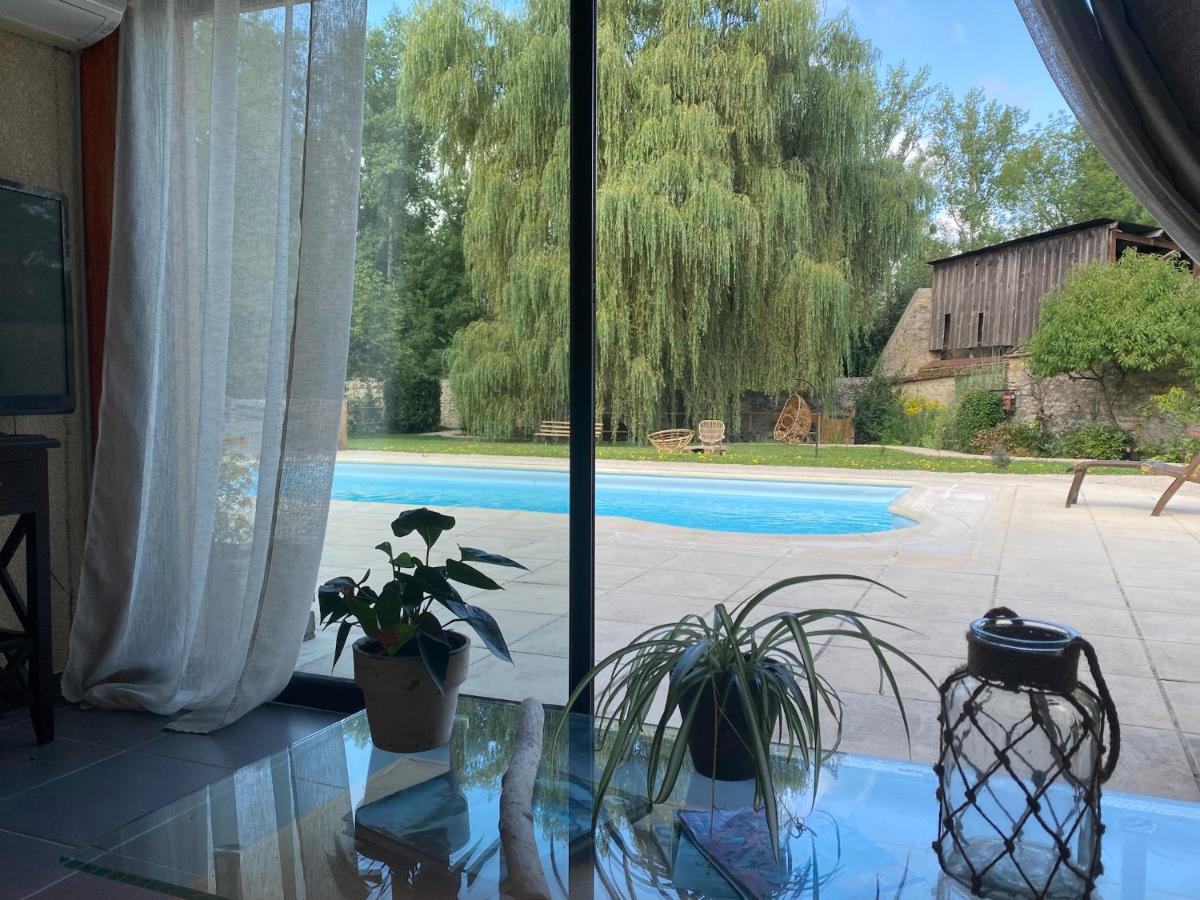 Pool House-L'Hirondelle De Sermizelles- Grand Jardin, Calme Et Nature Aux Portes Du Morvan Екстер'єр фото