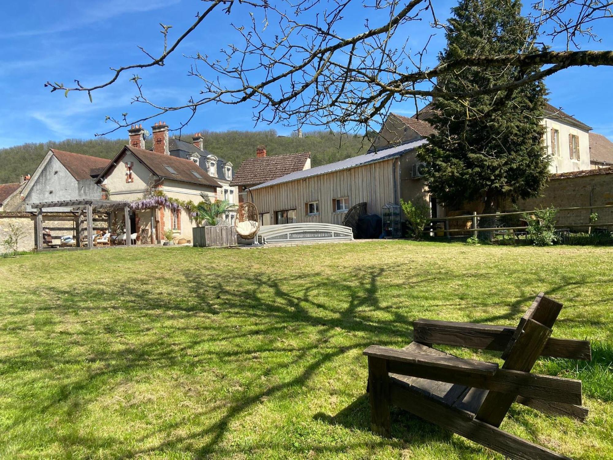 Pool House-L'Hirondelle De Sermizelles- Grand Jardin, Calme Et Nature Aux Portes Du Morvan Екстер'єр фото